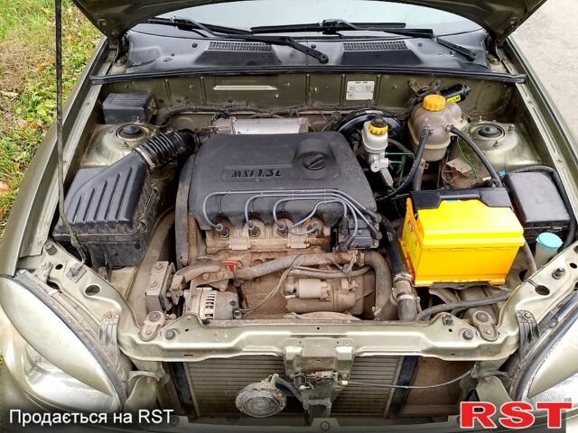 Зелений Деу Сенс, об'ємом двигуна 1.3 л та пробігом 212 тис. км за 1500 $, фото 2 на Automoto.ua