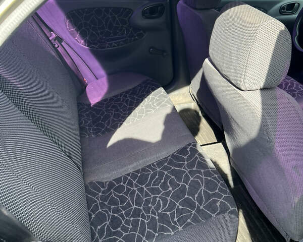 Зеленый Дэу Сенс, объемом двигателя 1.3 л и пробегом 360 тыс. км за 2000 $, фото 6 на Automoto.ua