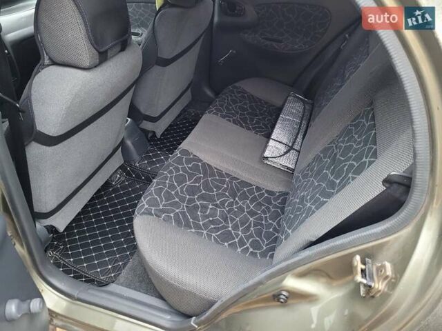 Зелений Деу Сенс, об'ємом двигуна 1.3 л та пробігом 170 тис. км за 2450 $, фото 4 на Automoto.ua