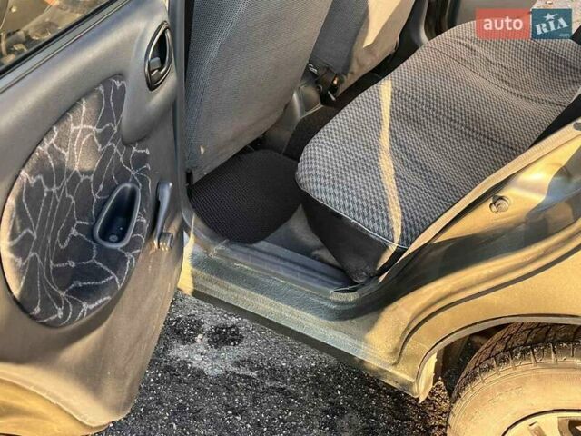 Зеленый Дэу Сенс, объемом двигателя 0 л и пробегом 373 тыс. км за 1900 $, фото 15 на Automoto.ua