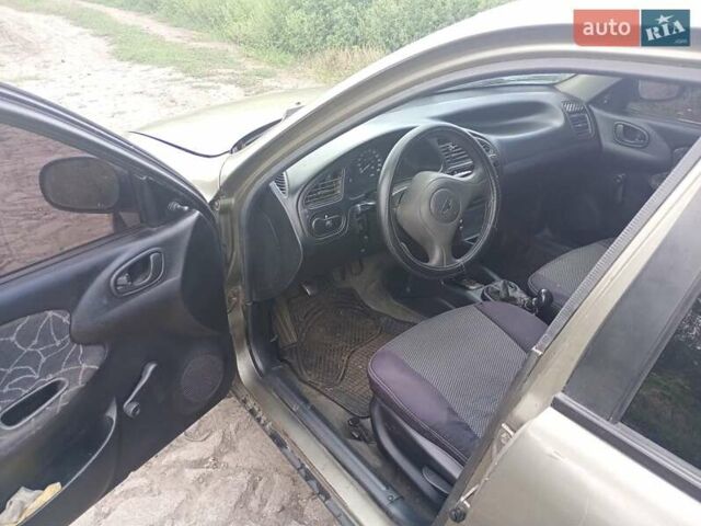 Зеленый Дэу Сенс, объемом двигателя 0 л и пробегом 260 тыс. км за 1300 $, фото 3 на Automoto.ua