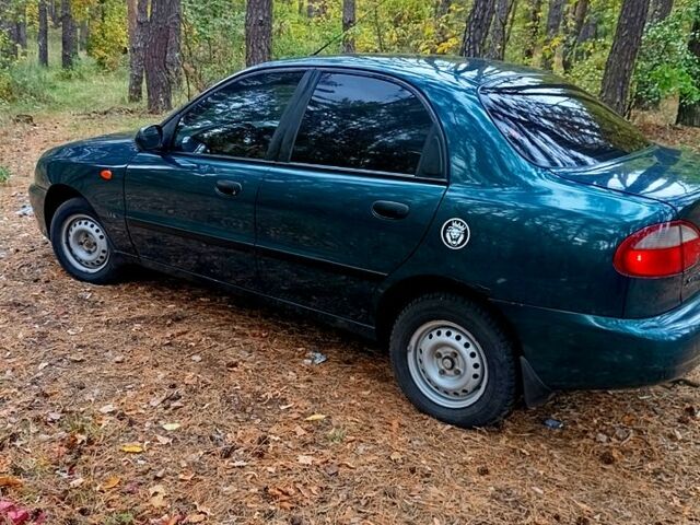 Зеленый Дэу Сенс, объемом двигателя 1.3 л и пробегом 280 тыс. км за 1250 $, фото 3 на Automoto.ua