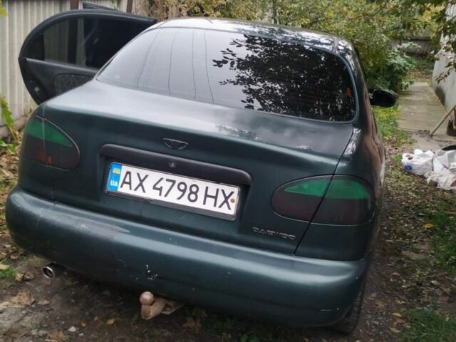 Деу Сенс 2003 у Люботине на Automoto.ua Зелений Деу Сенс, об'ємом двигуна 0 л та пробігом 200 тис. км за 2000 $, фото 2 на Automoto.ua