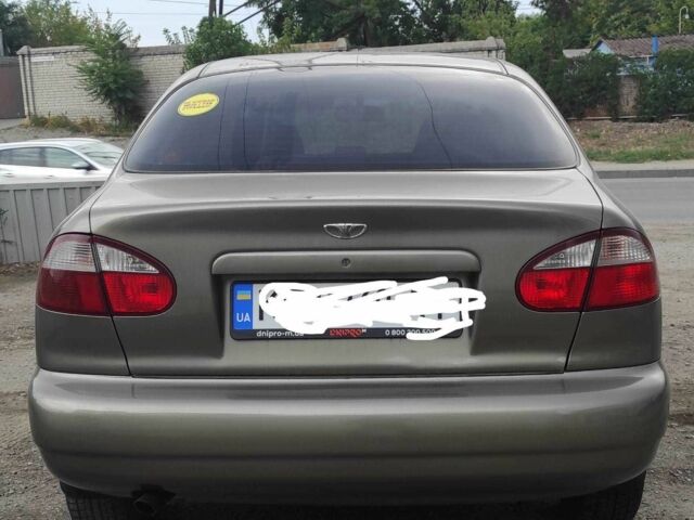 Дэу Сенс 2003 в Днепре (Днепропетровске) на Automoto.ua Зеленый Дэу Сенс, объемом двигателя 1.5 л и пробегом 128 тыс. км за 3650 $, фото 1 на Automoto.ua