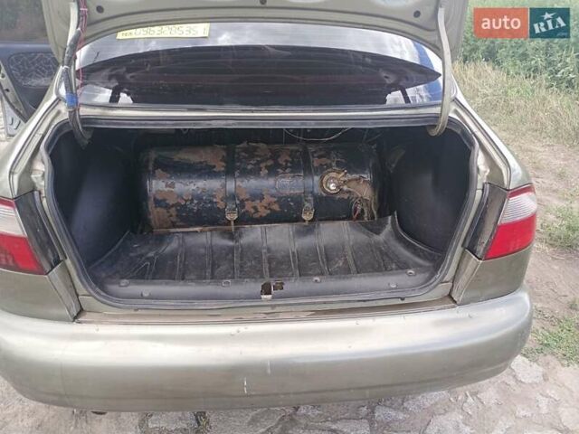 Зеленый Дэу Сенс, объемом двигателя 0 л и пробегом 260 тыс. км за 1300 $, фото 4 на Automoto.ua