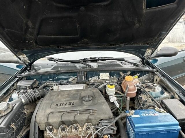 Зеленый Дэу Сенс, объемом двигателя 1.3 л и пробегом 245 тыс. км за 2200 $, фото 6 на Automoto.ua