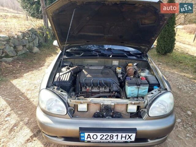 Зеленый Дэу Сенс, объемом двигателя 1.3 л и пробегом 335 тыс. км за 1700 $, фото 3 на Automoto.ua