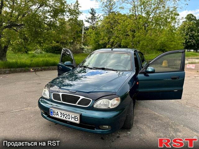 Зеленый Дэу Сенс, объемом двигателя 1.3 л и пробегом 240 тыс. км за 2350 $, фото 5 на Automoto.ua