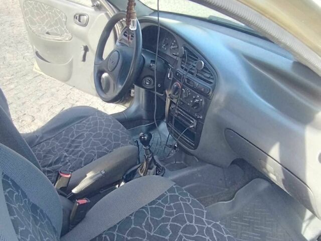 Деу Сенс 2003 у Києві на Automoto.ua Зелений Деу Сенс, об'ємом двигуна 1.5 л та пробігом 276 тис. км за 1500 $, фото 14 на Automoto.ua