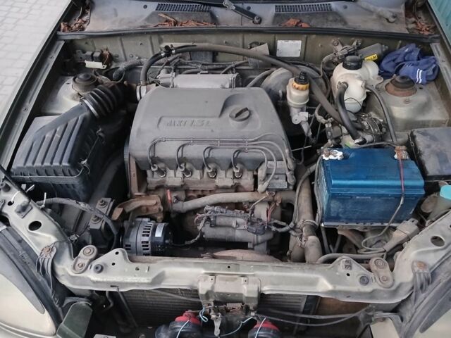 Зеленый Дэу Сенс, объемом двигателя 1.3 л и пробегом 310 тыс. км за 1200 $, фото 6 на Automoto.ua