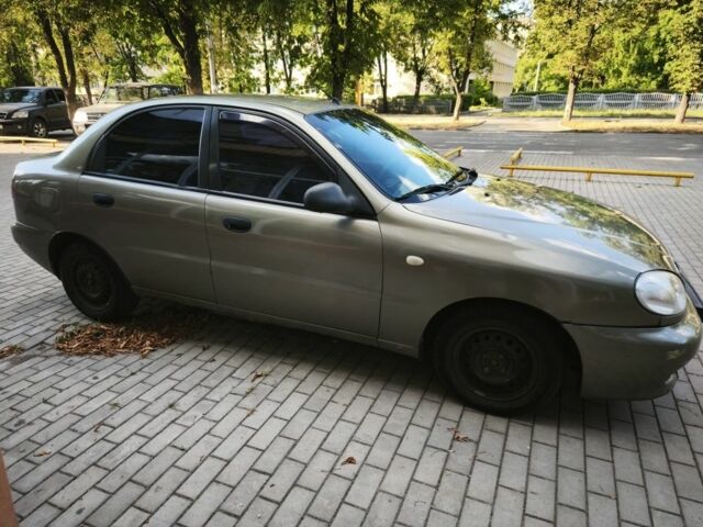 Зеленый Дэу Сенс, объемом двигателя 1.5 л и пробегом 170 тыс. км за 1400 $, фото 6 на Automoto.ua