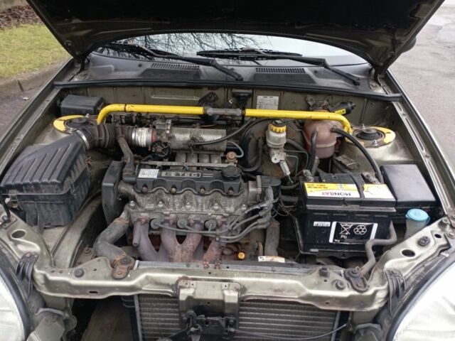 Зелений Деу Сенс, об'ємом двигуна 1.5 л та пробігом 313 тис. км за 1750 $, фото 3 на Automoto.ua