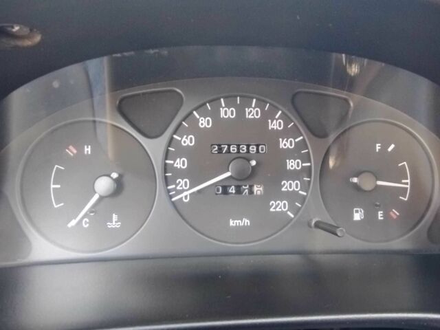 Деу Сенс 2003 у Києві на Automoto.ua Зелений Деу Сенс, об'ємом двигуна 1.5 л та пробігом 276 тис. км за 1500 $, фото 5 на Automoto.ua