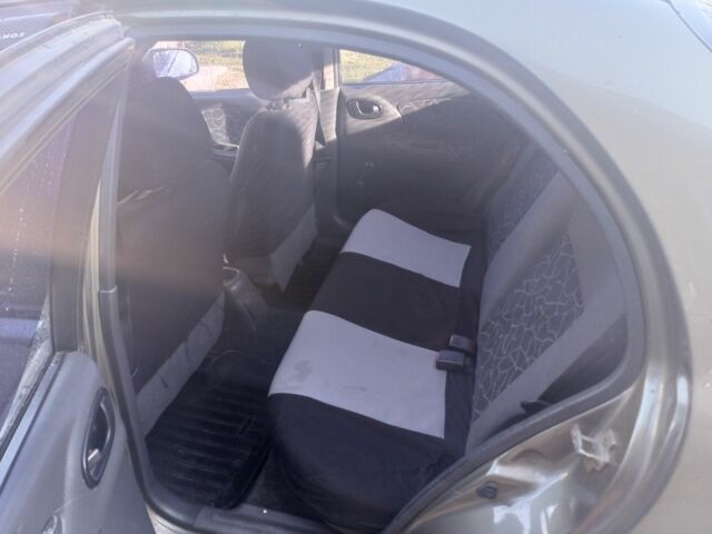 Зелений Деу Сенс, об'ємом двигуна 1.3 л та пробігом 176 тис. км за 1350 $, фото 5 на Automoto.ua