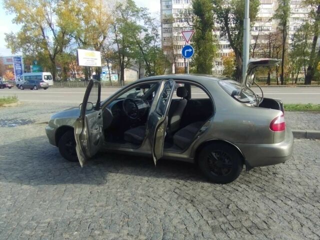 Деу Сенс 2003 у Києві на Automoto.ua Зелений Деу Сенс, об'ємом двигуна 1.5 л та пробігом 276 тис. км за 1500 $, фото 18 на Automoto.ua