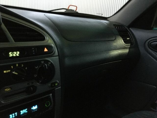 Зелений Деу Сенс, об'ємом двигуна 1.6 л та пробігом 160 тис. км за 3200 $, фото 5 на Automoto.ua