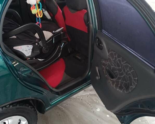 Зеленый Дэу Сенс, объемом двигателя 1.3 л и пробегом 214 тыс. км за 3550 $, фото 2 на Automoto.ua