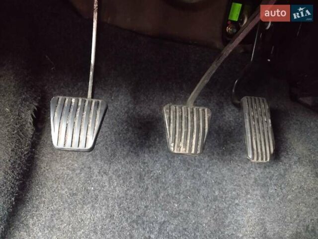 Зелений Деу Сенс, об'ємом двигуна 1.5 л та пробігом 75 тис. км за 2500 $, фото 5 на Automoto.ua