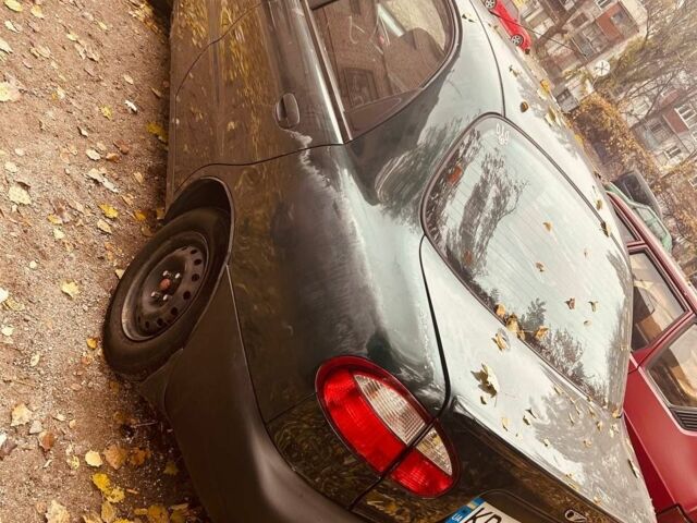 Зеленый Дэу Сенс, объемом двигателя 1.5 л и пробегом 200 тыс. км за 1500 $, фото 3 на Automoto.ua