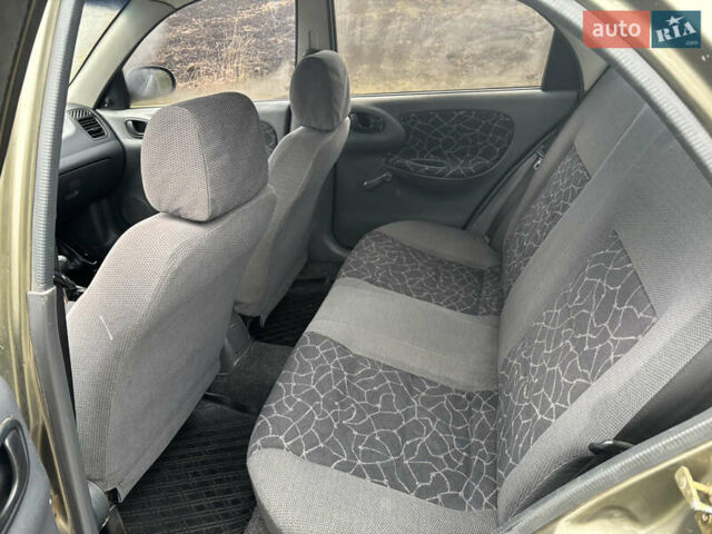 Зеленый Дэу Сенс, объемом двигателя 0 л и пробегом 124 тыс. км за 1650 $, фото 10 на Automoto.ua