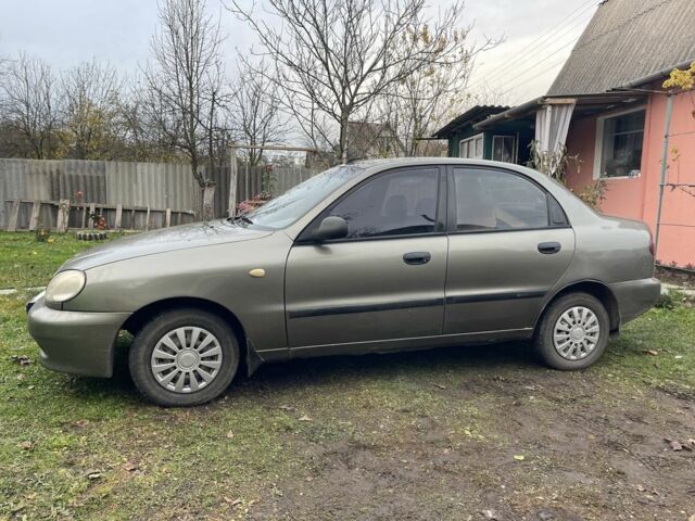 Зеленый Дэу Сенс, объемом двигателя 0 л и пробегом 52 тыс. км за 1500 $, фото 4 на Automoto.ua