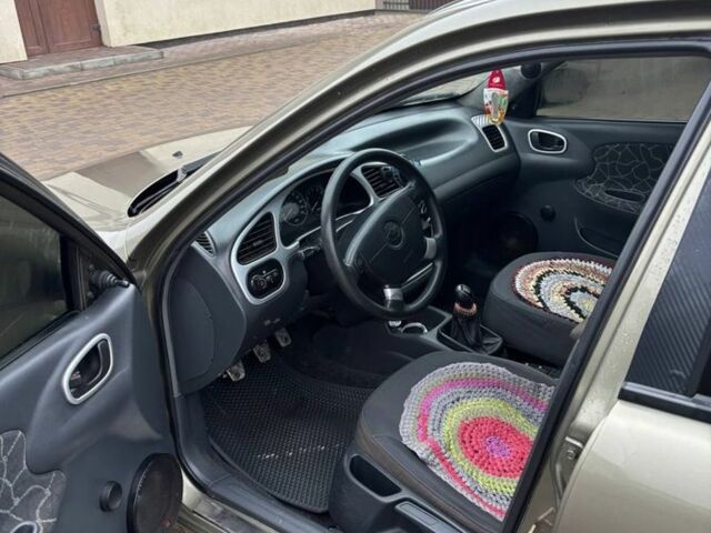 Зелений Деу Сенс, об'ємом двигуна 1.5 л та пробігом 295 тис. км за 2200 $, фото 4 на Automoto.ua