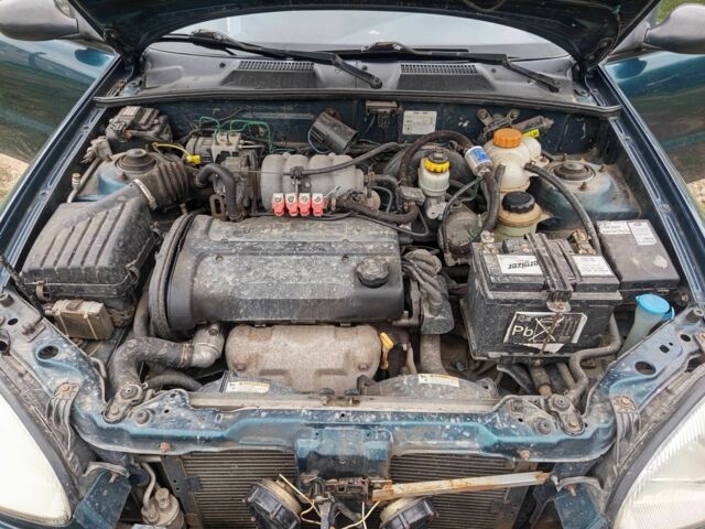 Зеленый Дэу Сенс, объемом двигателя 1.6 л и пробегом 304 тыс. км за 2200 $, фото 15 на Automoto.ua