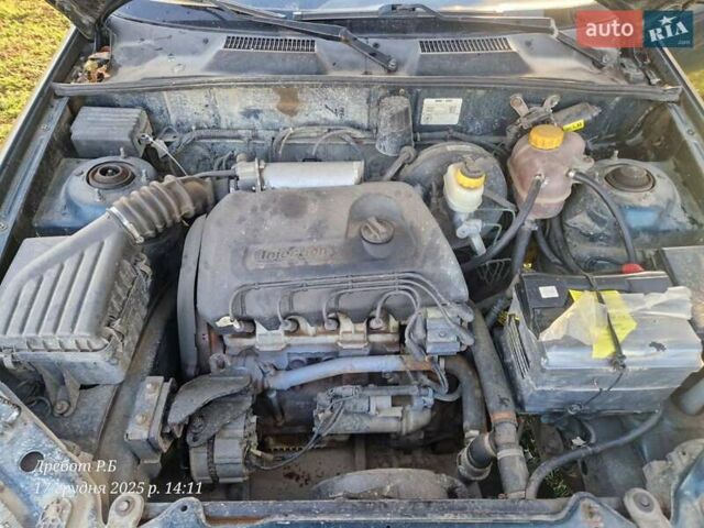 Зеленый Дэу Сенс, объемом двигателя 1.3 л и пробегом 86 тыс. км за 1800 $, фото 6 на Automoto.ua