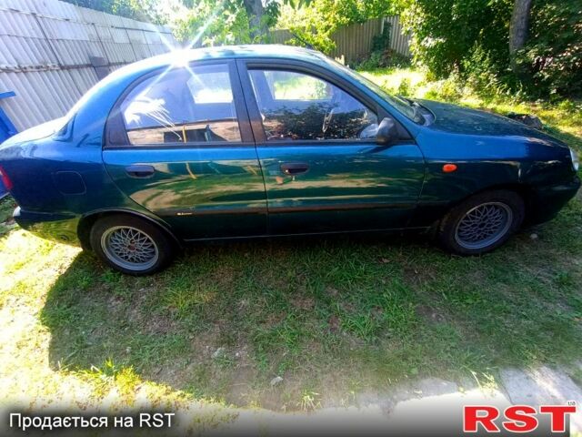 Зеленый Дэу Сенс, объемом двигателя 1.3 л и пробегом 300 тыс. км за 1300 $, фото 5 на Automoto.ua