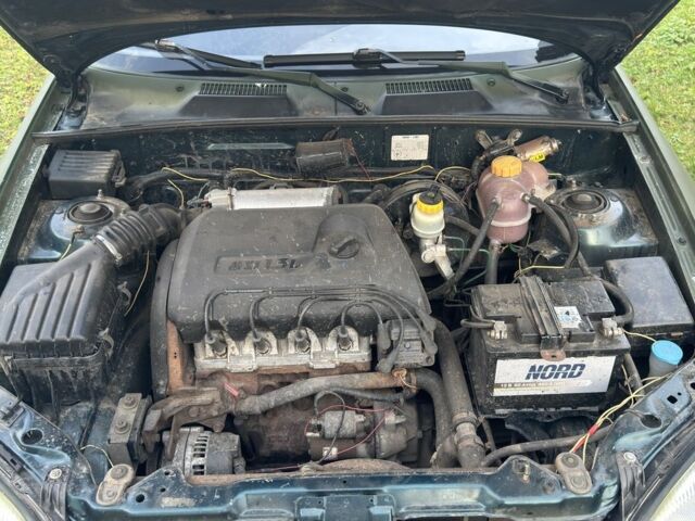 Зеленый Дэу Сенс, объемом двигателя 1.3 л и пробегом 200 тыс. км за 834 $, фото 7 на Automoto.ua