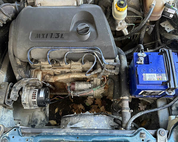 Зелений Деу Сенс, об'ємом двигуна 1.3 л та пробігом 151 тис. км за 2000 $, фото 10 на Automoto.ua