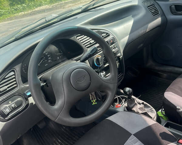 Зелений Деу Сенс, об'ємом двигуна 1.3 л та пробігом 207 тис. км за 1000 $, фото 7 на Automoto.ua