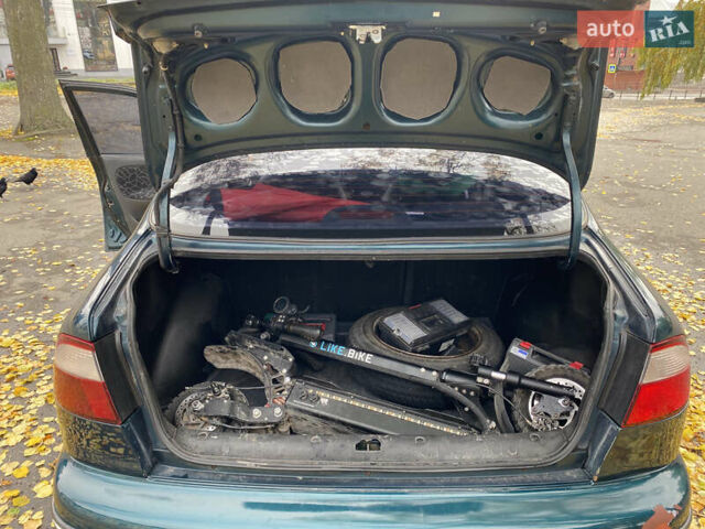 Деу Сенс 2004 у Тернополі на Automoto.ua Зелений Деу Сенс, об'ємом двигуна 1.3 л та пробігом 310 тис. км за 1950 $, фото 14 на Automoto.ua