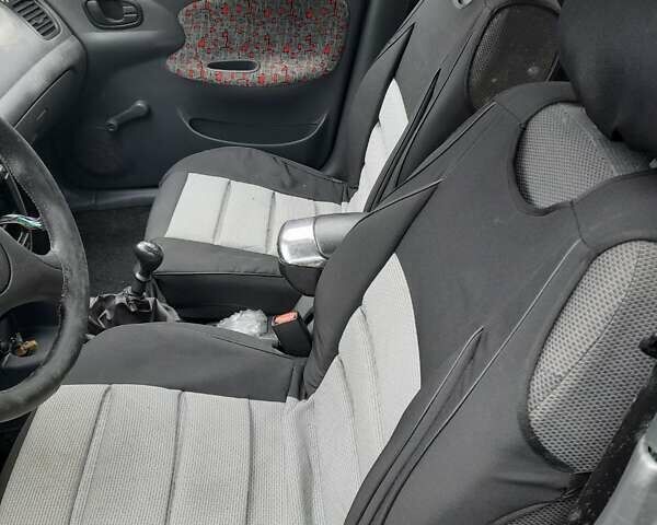 Зелений Деу Сенс, об'ємом двигуна 1.3 л та пробігом 123 тис. км за 1600 $, фото 11 на Automoto.ua