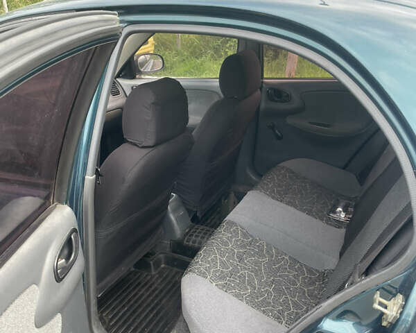 Зелений Деу Сенс, об'ємом двигуна 1.3 л та пробігом 250 тис. км за 1500 $, фото 6 на Automoto.ua