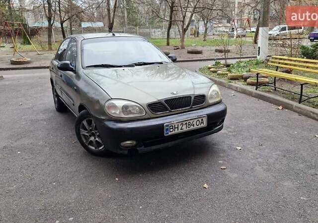 Зеленый Дэу Сенс, объемом двигателя 1.3 л и пробегом 260 тыс. км за 1500 $, фото 3 на Automoto.ua