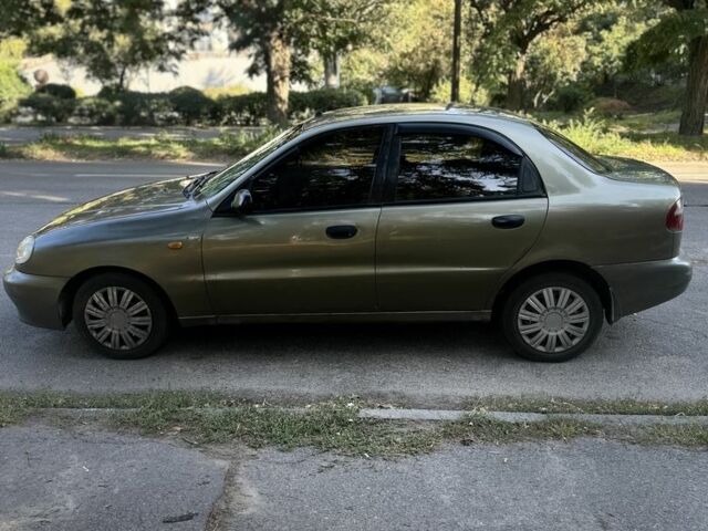 Зеленый Дэу Сенс, объемом двигателя 1.3 л и пробегом 400 тыс. км за 1700 $, фото 2 на Automoto.ua