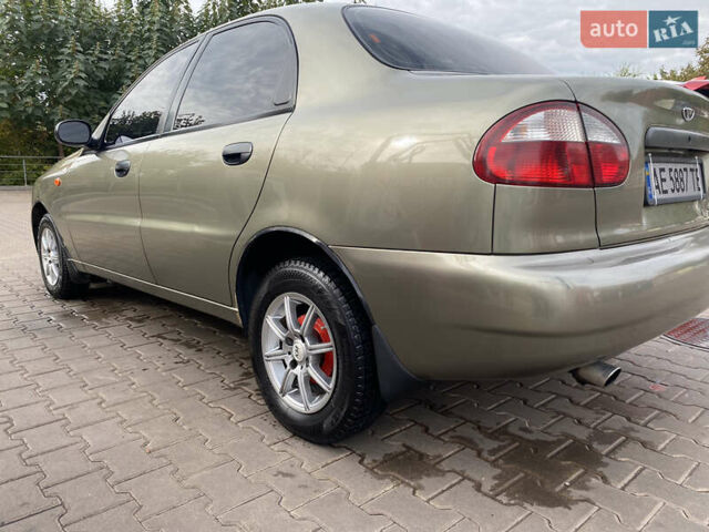 Зеленый Дэу Сенс, объемом двигателя 1.3 л и пробегом 140 тыс. км за 2700 $, фото 1 на Automoto.ua
