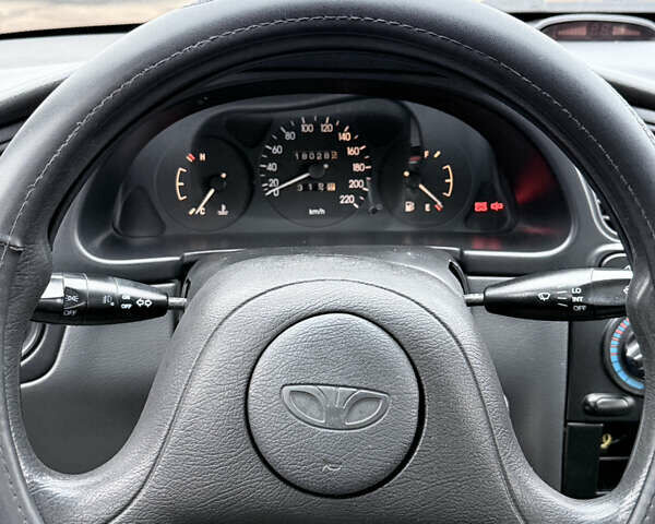 Зеленый Дэу Сенс, объемом двигателя 1.3 л и пробегом 180 тыс. км за 2500 $, фото 7 на Automoto.ua