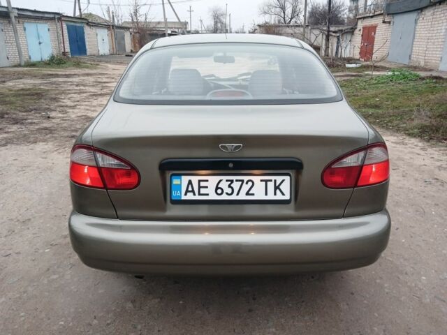 Зеленый Дэу Сенс, объемом двигателя 1.5 л и пробегом 200 тыс. км за 2450 $, фото 3 на Automoto.ua