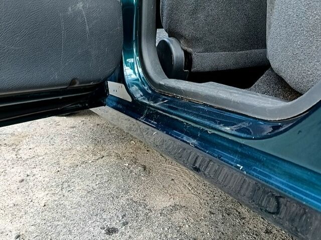 Деу Сенс 2004 у Дніпро (Дніпропетровську) на Automoto.ua Зелений Деу Сенс, об'ємом двигуна 1.3 л та пробігом 223 тис. км за 2500 $, фото 2 на Automoto.ua