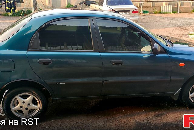 Зеленый Дэу Сенс, объемом двигателя 1.3 л и пробегом 268 тыс. км за 1500 $, фото 3 на Automoto.ua