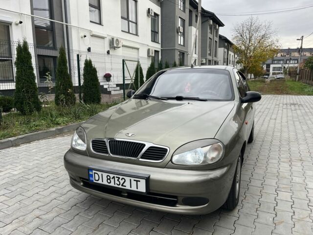 Деу Сенс 2004 у Ужгороді на Automoto.ua Зелений Деу Сенс, об'ємом двигуна 1.5 л та пробігом 120 тис. км за 2650 $, фото 1 на Automoto.ua