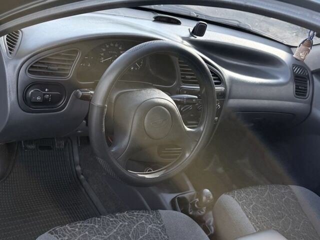 Зеленый Дэу Сенс, объемом двигателя 1.3 л и пробегом 180 тыс. км за 2600 $, фото 6 на Automoto.ua