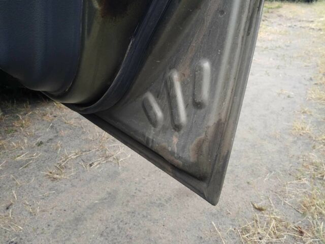 Зелений Деу Сенс, об'ємом двигуна 1.5 л та пробігом 300 тис. км за 1500 $, фото 1 на Automoto.ua