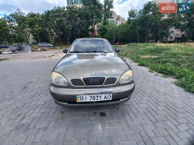 Зеленый Дэу Сенс, объемом двигателя 1.3 л и пробегом 195 тыс. км за 1900 $, фото 12 на Automoto.ua