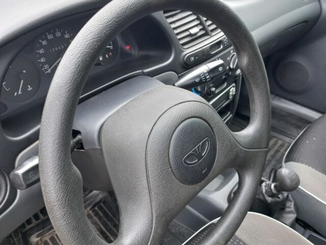 Зелений Деу Сенс, об'ємом двигуна 1.3 л та пробігом 39 тис. км за 3000 $, фото 5 на Automoto.ua