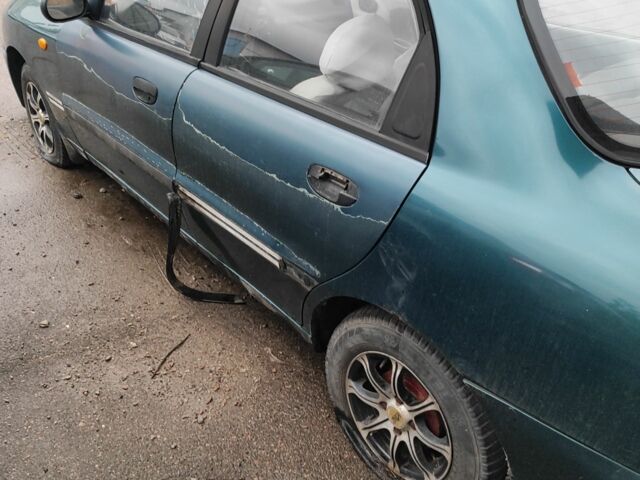 Зелений Деу Сенс, об'ємом двигуна 1.5 л та пробігом 300 тис. км за 573 $, фото 5 на Automoto.ua