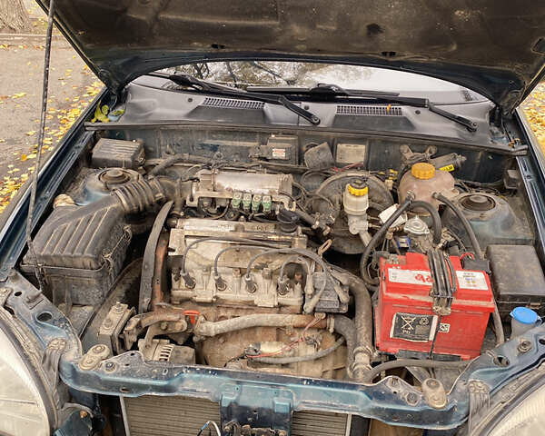 Деу Сенс 2004 у Тернополі на Automoto.ua Зелений Деу Сенс, об'ємом двигуна 1.3 л та пробігом 310 тис. км за 1950 $, фото 6 на Automoto.ua