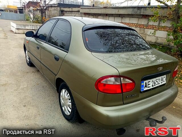 Зеленый Дэу Сенс, объемом двигателя 1.3 л и пробегом 200 тыс. км за 1300 $, фото 5 на Automoto.ua